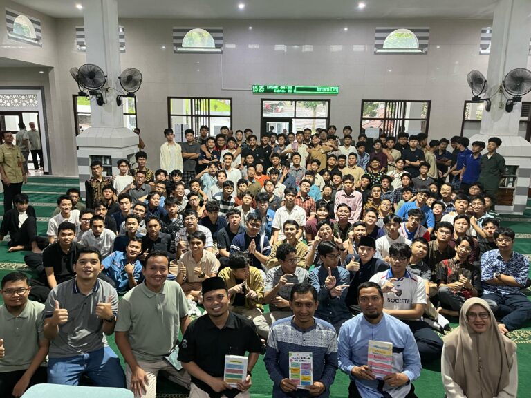 Bedah buku SMA Al Bayan